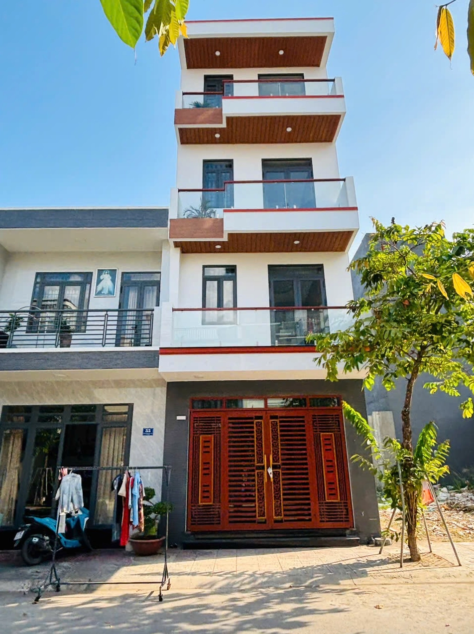 Bán nhà 4 tầng gần Làng Đại học TP.HCM, Đông Hòa, Dĩ An