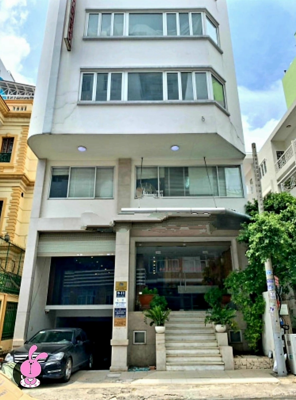 Bán tòa nhà văn phòng Quận 1