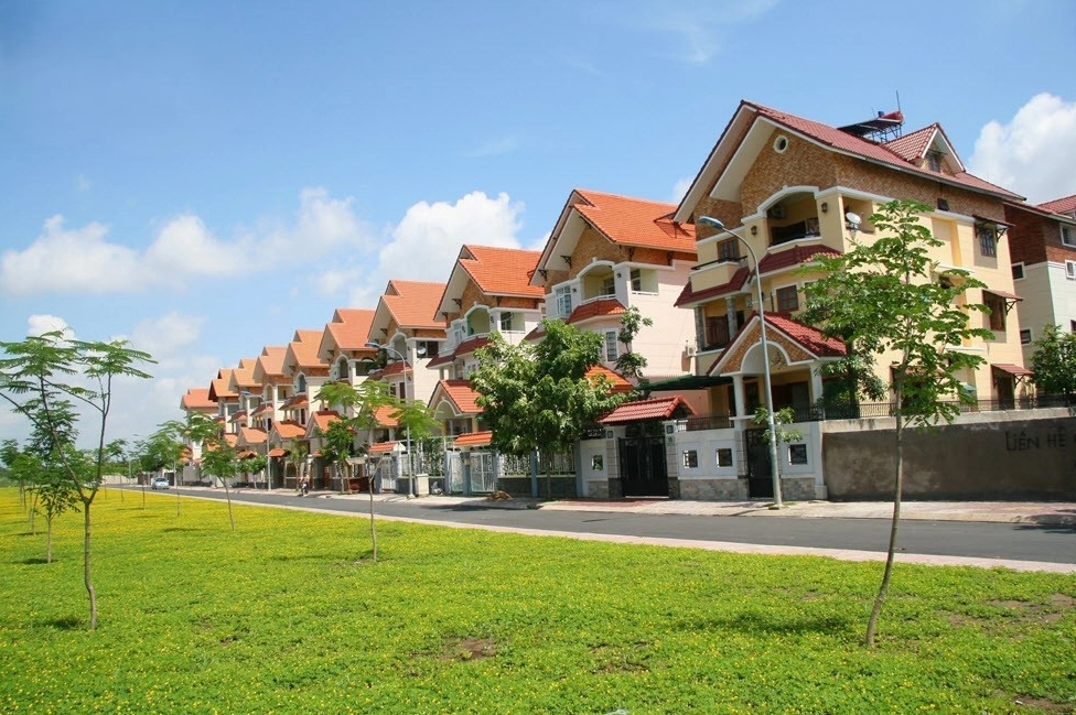 Nhà phố và biệt thự tại Khu dân cư Him Lam 6A