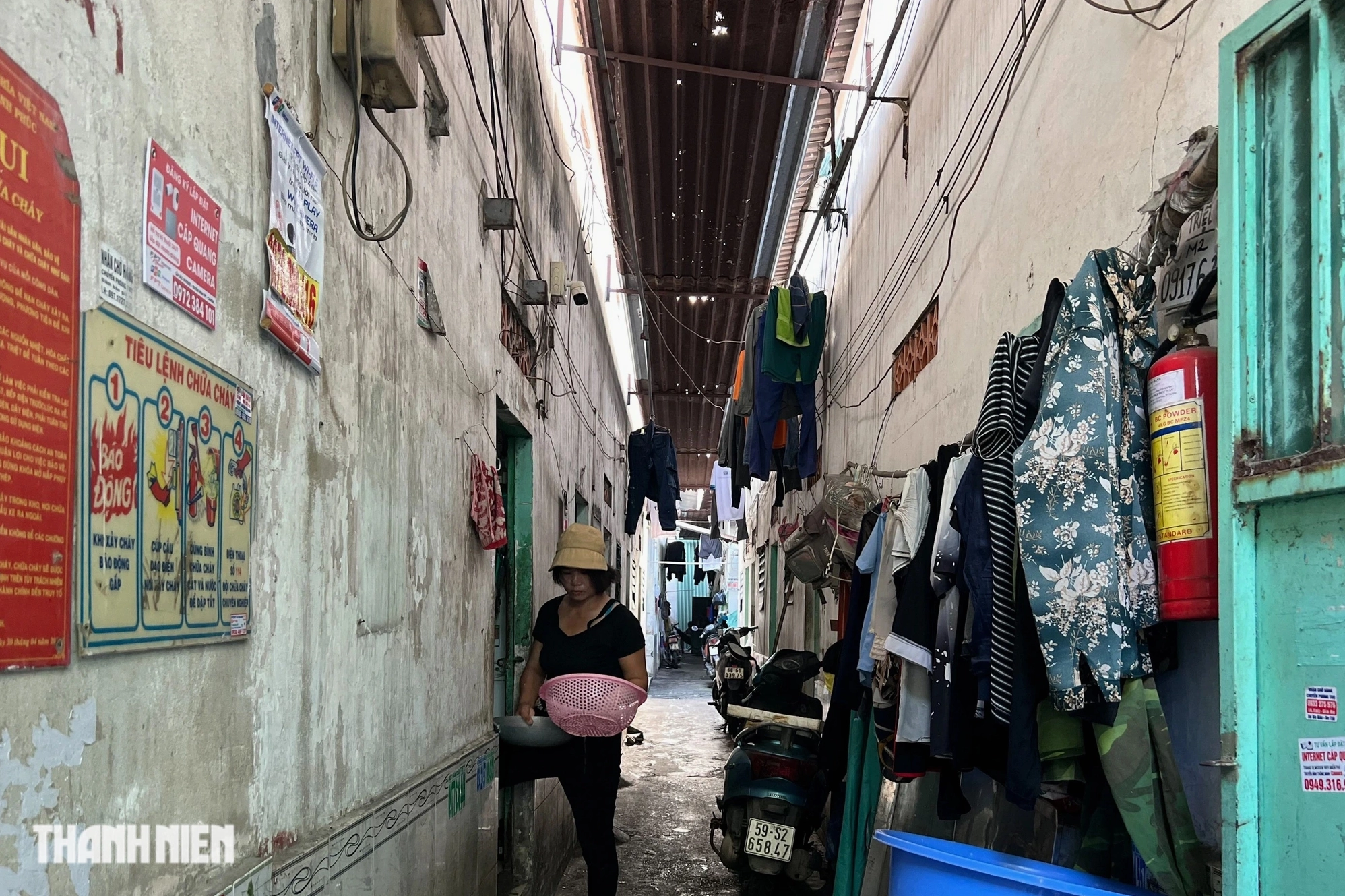 Những phòng trọ giá rẻ dưới 1 triệu đồng/tháng ở TP.HCM: Bên trong có gì?- Ảnh 4.